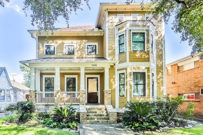 property at 1436 Harvard St