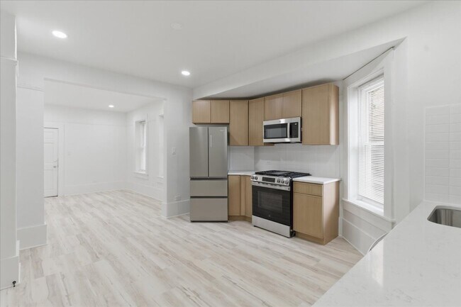 2607 W Haddon Ave, Unit 1R in Chicago, IL - Building Photo - Building Photo