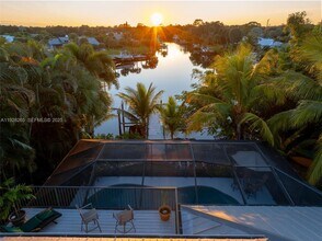 3842 SW St Lucie Ln in Palm City, FL - Building Photo - Building Photo