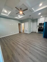3012 West Dr, Unit Unit 3 in Edinburg, TX - Building Photo - Building Photo