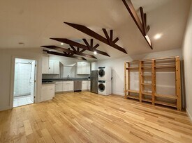 43 Grand Blvd in San Mateo, CA - Building Photo