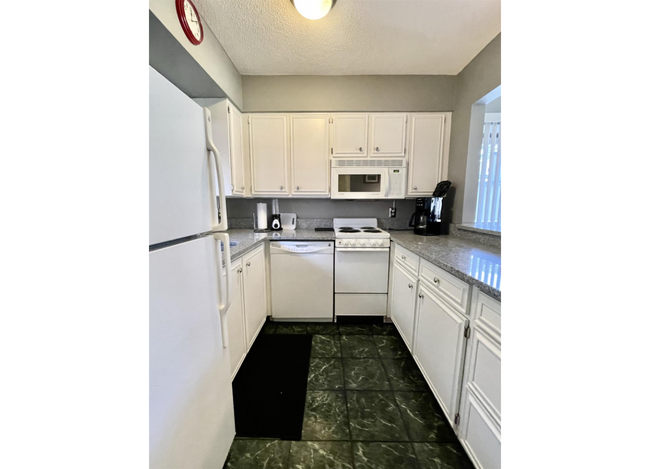 85 Pine Vly in Pinehurst, NC - Building Photo - Building Photo