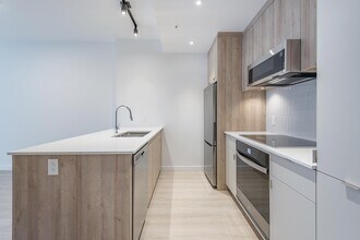 150 Rue du Séminaire in Montréal, QC - Building Photo - Building Photo