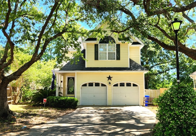 property at 750 Shell Sand Cir