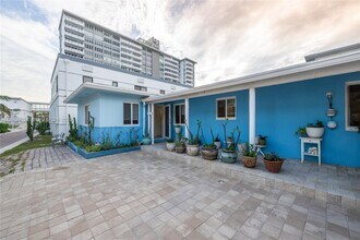 3220 N Surf Rd in Hollywood, FL - Building Photo - Building Photo