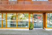 2530 SE 26th Ave in Portland, OR - Foto de edificio - Building Photo