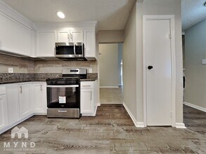 3759 Varla Ln in Houston, TX - Foto de edificio - Building Photo