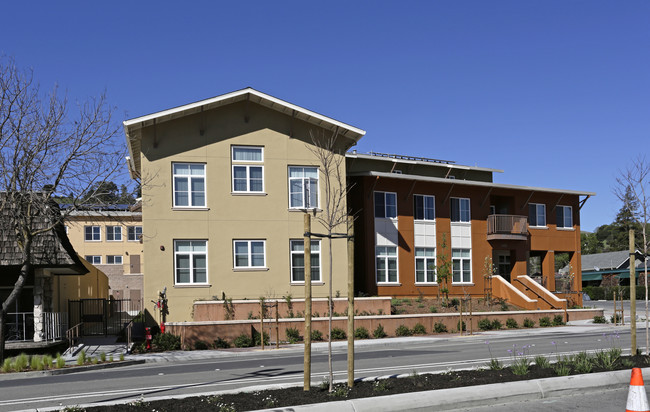 Belle Terre in Lafayette, CA - Building Photo - Building Photo