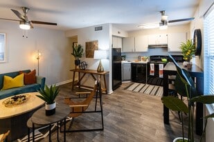 Highland Terrace Communities in Knoxville, TN - Building Photo