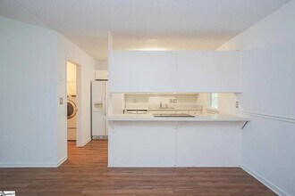 106 Greenapple Way in Simpsonville, SC - Building Photo - Building Photo