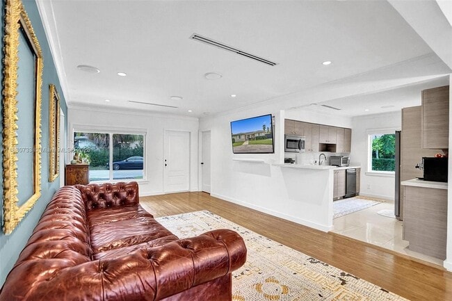 11425 NE 3rd Ave in Miami, FL - Foto de edificio - Building Photo