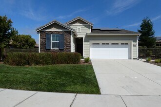 1084 Ford Dr in Nipomo, CA - Building Photo - Building Photo
