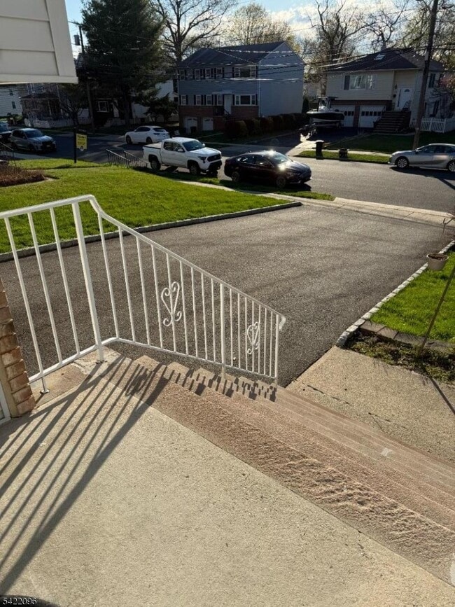 518 Downer St in Westfield, NJ - Building Photo - Building Photo