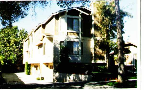 45 S Oak Ave in Pasadena, CA - Building Photo