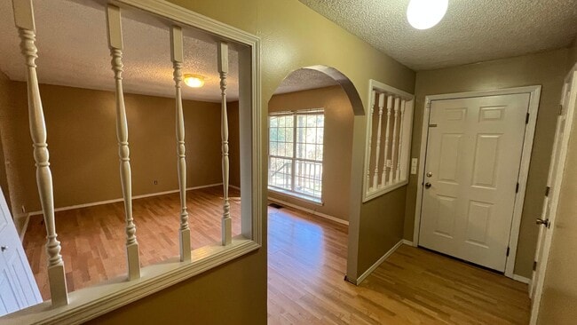 110 Hill Blvd in London, AR - Building Photo - Building Photo