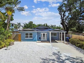 131 Adalia Ave in Tampa, FL - Building Photo