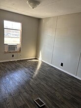 4065 W Van Hook St in Milan, TN - Building Photo - Building Photo