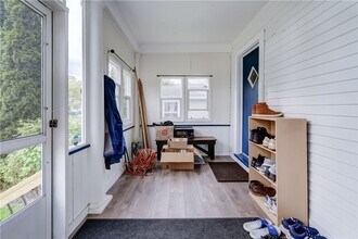 35 Delta Terrace in Irondequoit, NY - Building Photo - Building Photo