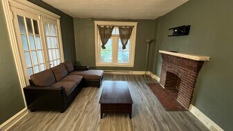 524 Macdade Blvd, Unit 2 in Collingdale, PA - Building Photo