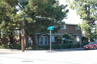 1306 Monroe St in Santa Clara, CA - Building Photo - Building Photo