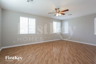 7340 Chesapeake Cove St in Las Vegas, NV - Building Photo - Building Photo