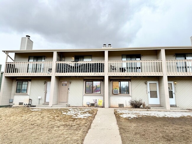 2344 Split Rock Dr in Colorado Springs, CO - Building Photo - Building Photo