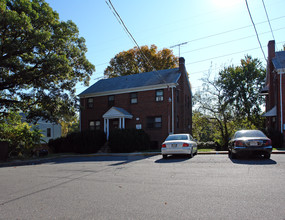 905 Fairview Ave in Takoma Park, MD - Building Photo - Building Photo