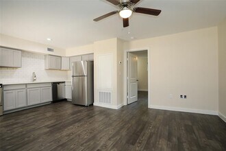 5504 La Branch St in Houston, TX - Building Photo - Building Photo