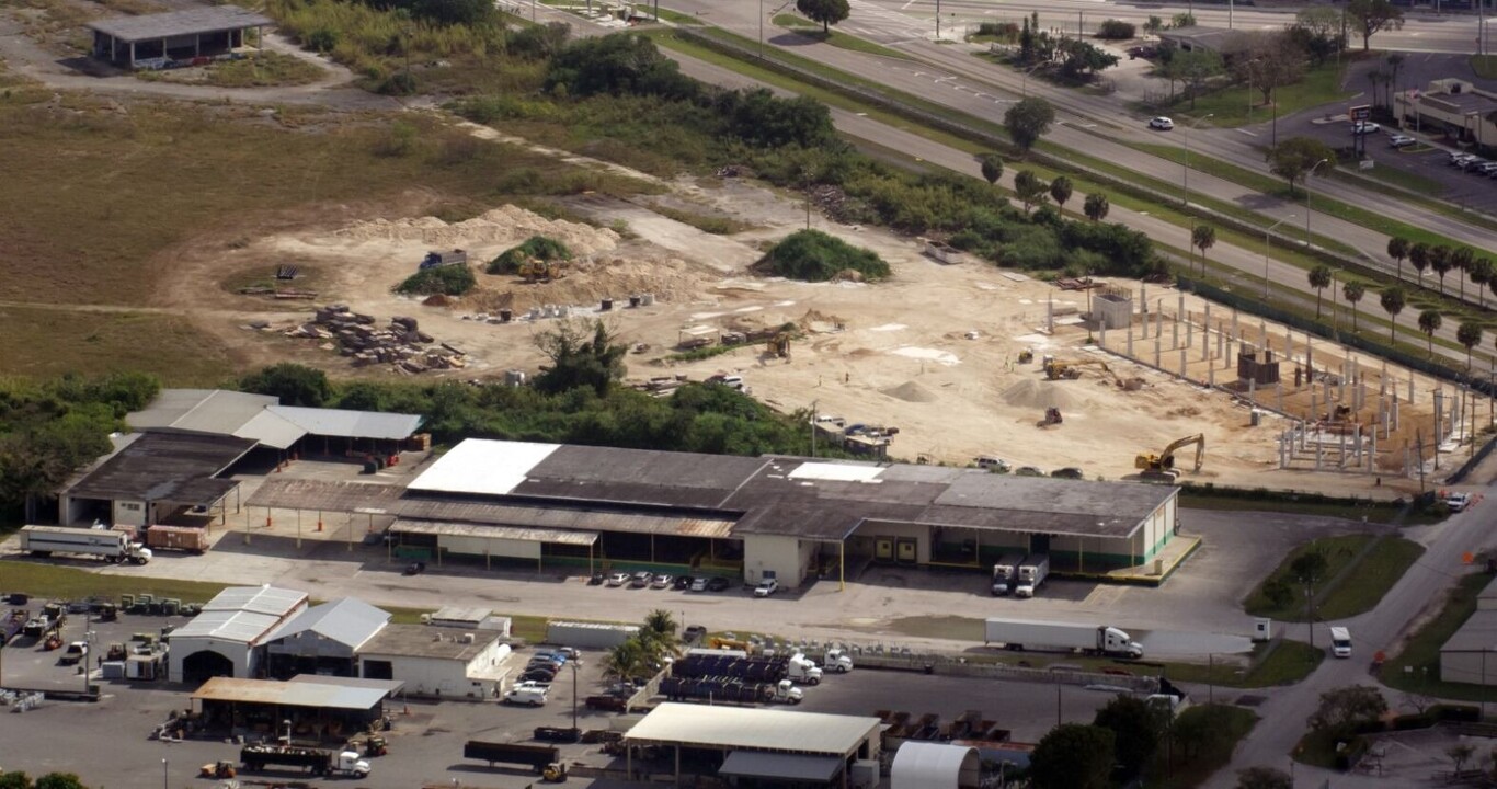 Princeton Crossings in Homestead, FL - Building Photo