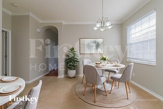 1320 Brooke View Dr in Odessa, FL - Foto de edificio - Building Photo