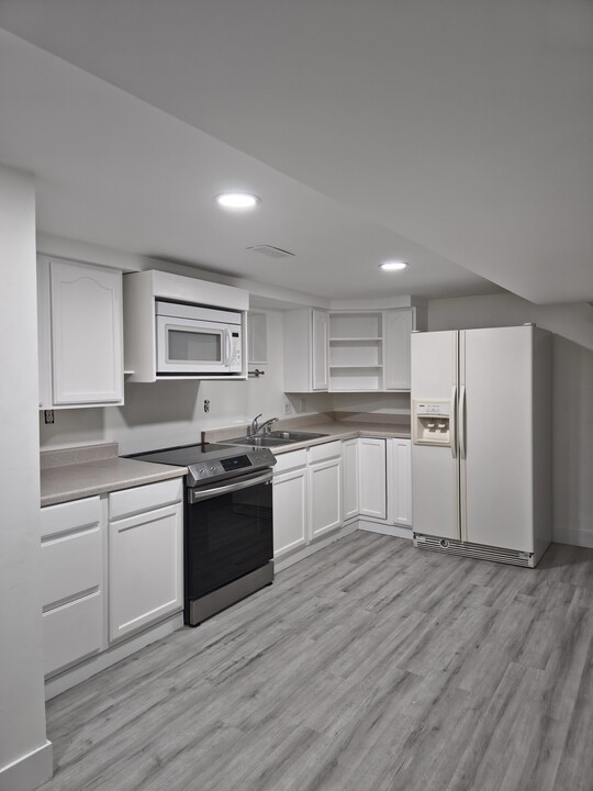 3723 W Kewanee Dr in West Valley City, UT - Foto de edificio