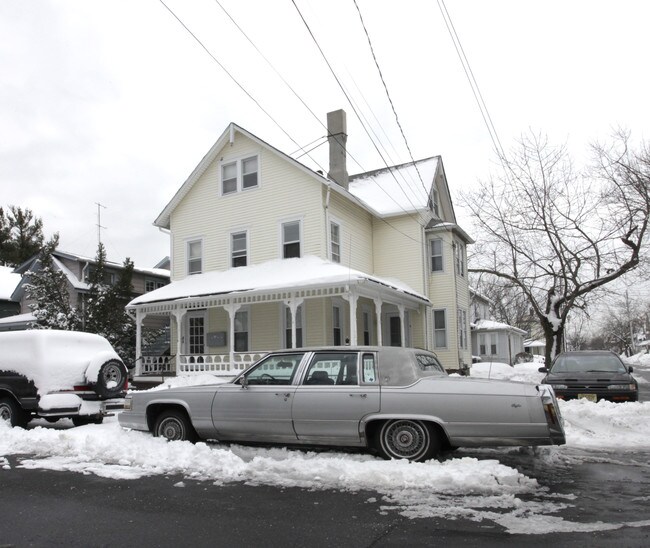 114 Heck Ave in Ocean Grove, NJ - Building Photo - Building Photo