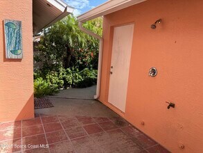 176 Casseekee Trail in Melbourne Beach, FL - Building Photo - Building Photo