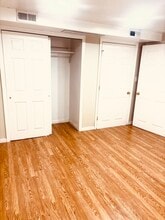 10930 120th St in South Ozone Park, NY - Foto de edificio - Building Photo