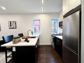 272 Hoboken Ave in Jersey City, NJ - Building Photo - Building Photo