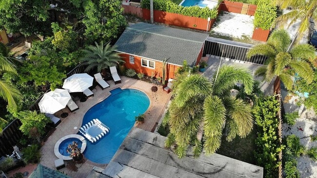 property at 321 SW 1st Ave