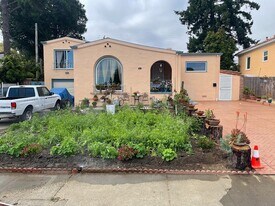 437 Indiana St in Vallejo, CA - Building Photo