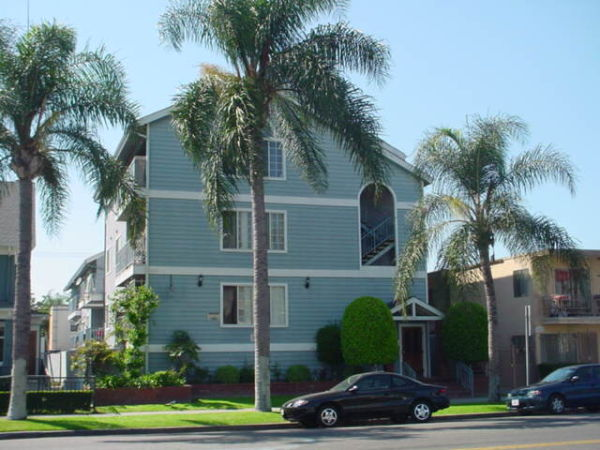 Residential Condonminium in Long Beach, CA - Building Photo - Building Photo