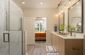 Aventon Meadows in Wesley Chapel, FL - Foto de edificio - Building Photo