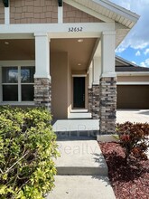 32652 Coldwater Creek Loop in Wesley Chapel, FL - Building Photo - Building Photo