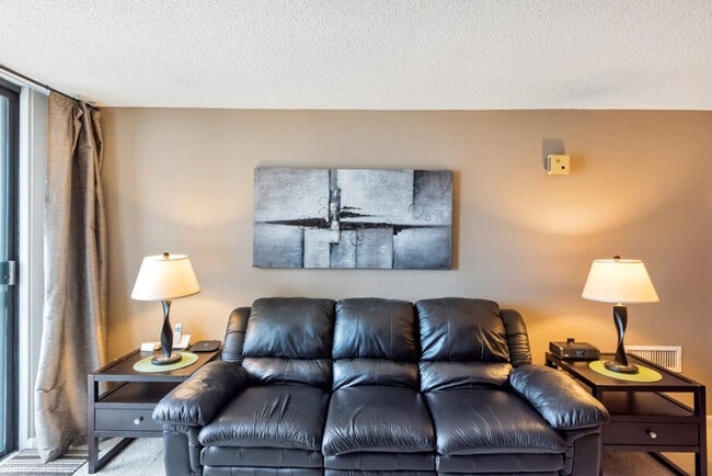 1405 Curtis Street in Denver, CO - Building Photo - Building Photo