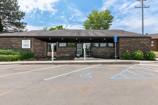 SHA-Stonehedge in East Lansing, MI - Building Photo - Building Photo