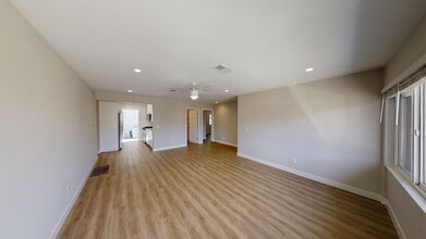 6152 Dorothy Dr in San Diego, CA - Building Photo - Building Photo