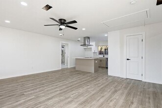 405 Jannie St in Denton, TX - Building Photo - Building Photo