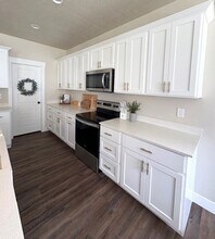 4188 N Cedar Valley Dr in Eagle Mountain, UT - Building Photo - Building Photo