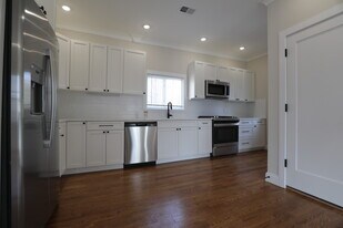 11 Falkland St, Unit 1 in Boston, MA - Building Photo