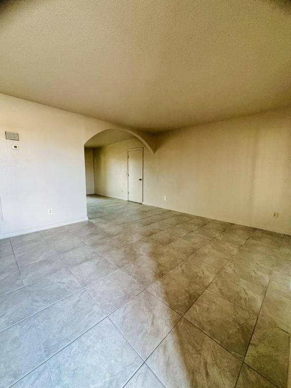 2312 E Highland Dr in Tucson, AZ - Building Photo - Building Photo