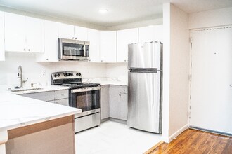 78 Laning St in Southington, CT - Building Photo - Building Photo
