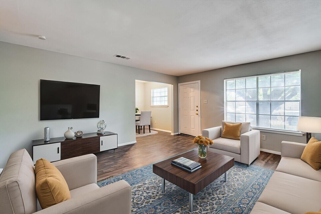 3504 May St in Fort Worth, TX - Building Photo