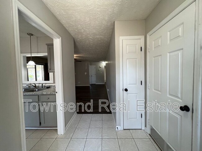 7126 Kearny Ave in Fayetteville, NC - Building Photo - Building Photo